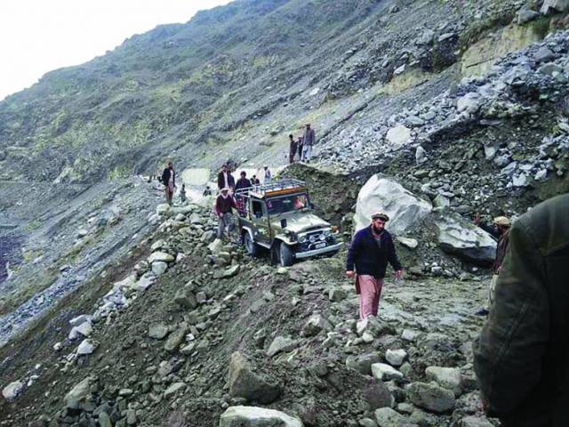 Chilas city roads in ruins, urban strained